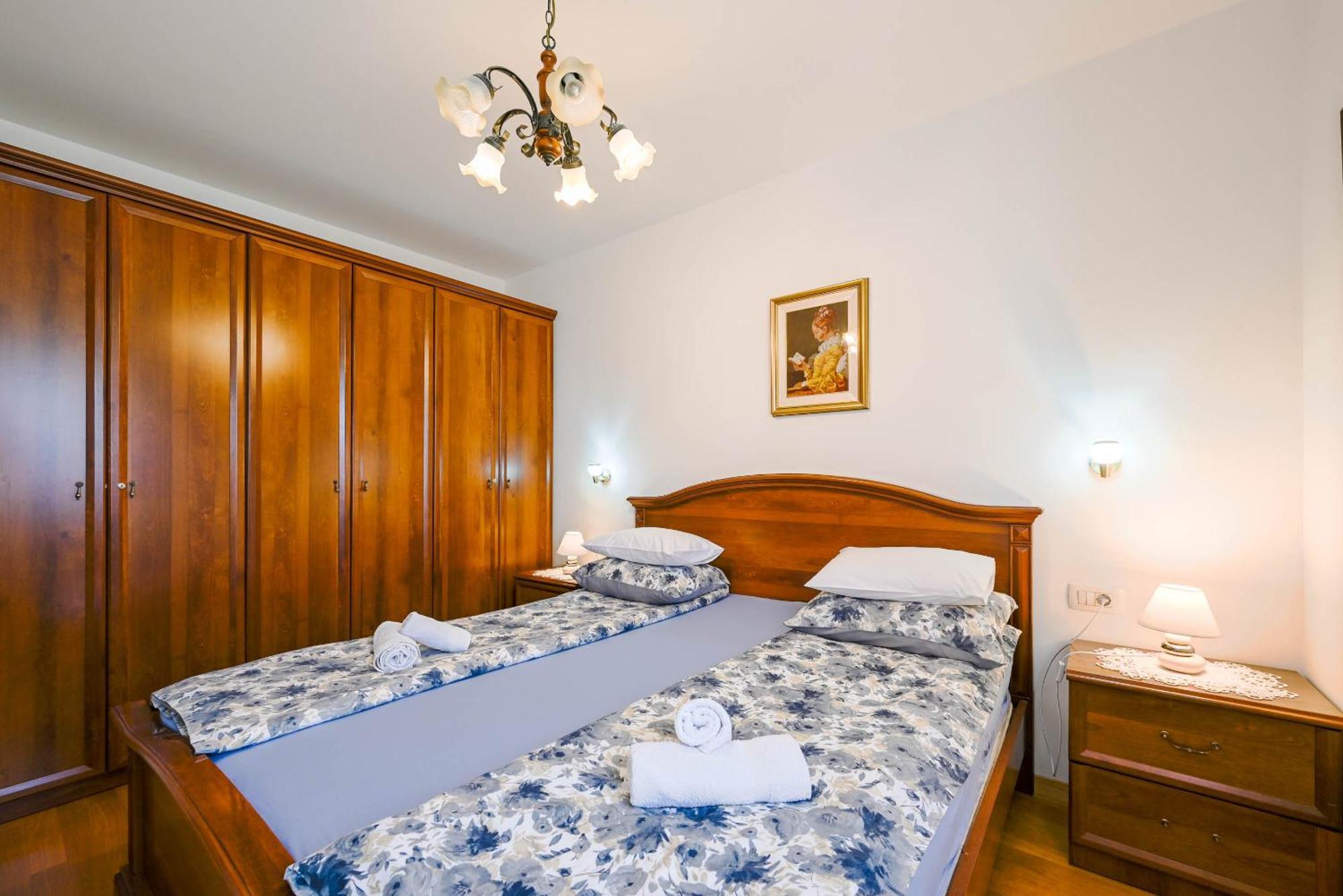 Apartment Emma Rovinj Exterior foto
